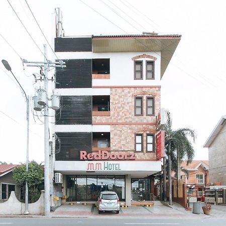 Reddoorz Plus At Mm Hotel Las Pinas Former Reddoorz Plus Near Bamboo Organ Exteriör bild