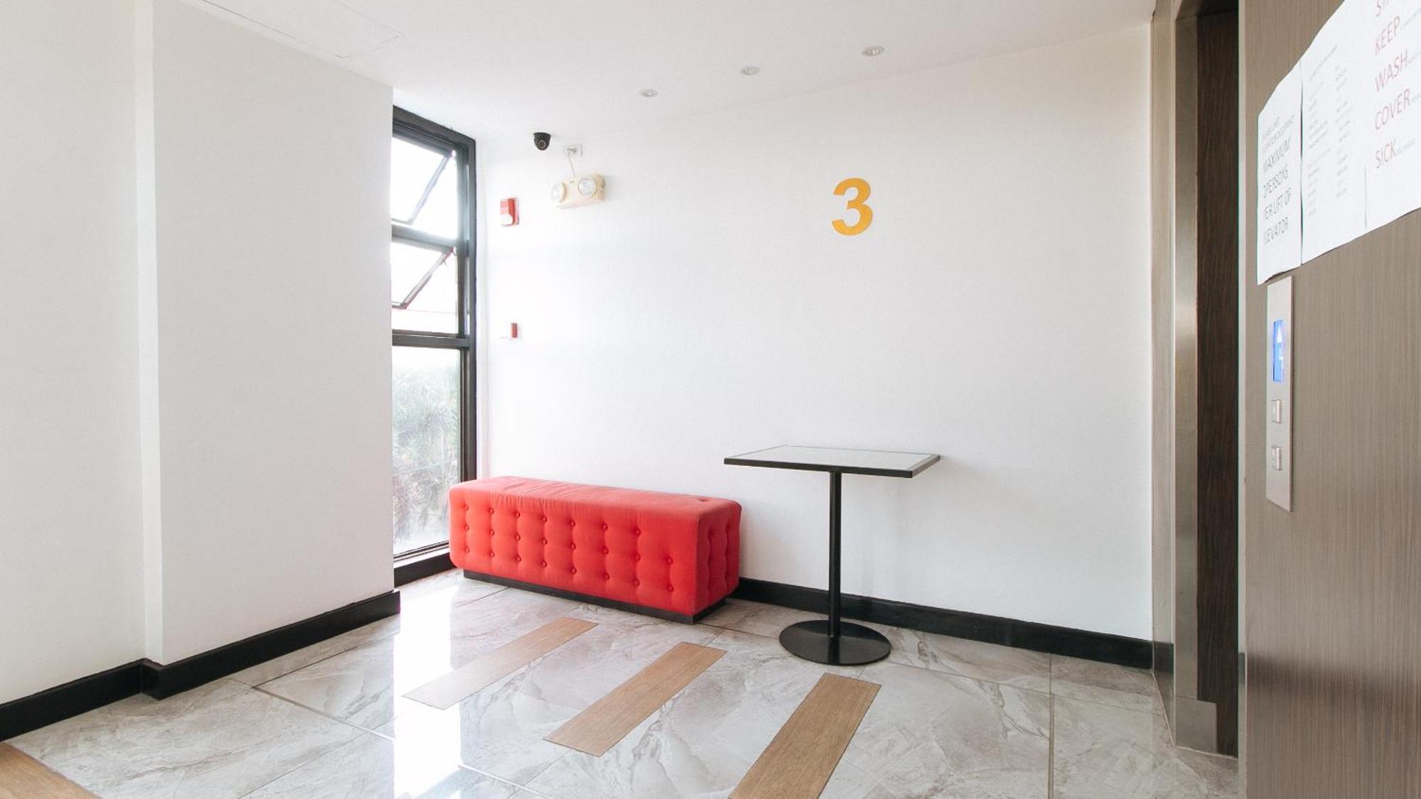 Reddoorz Plus At Mm Hotel Las Pinas Former Reddoorz Plus Near Bamboo Organ Exteriör bild