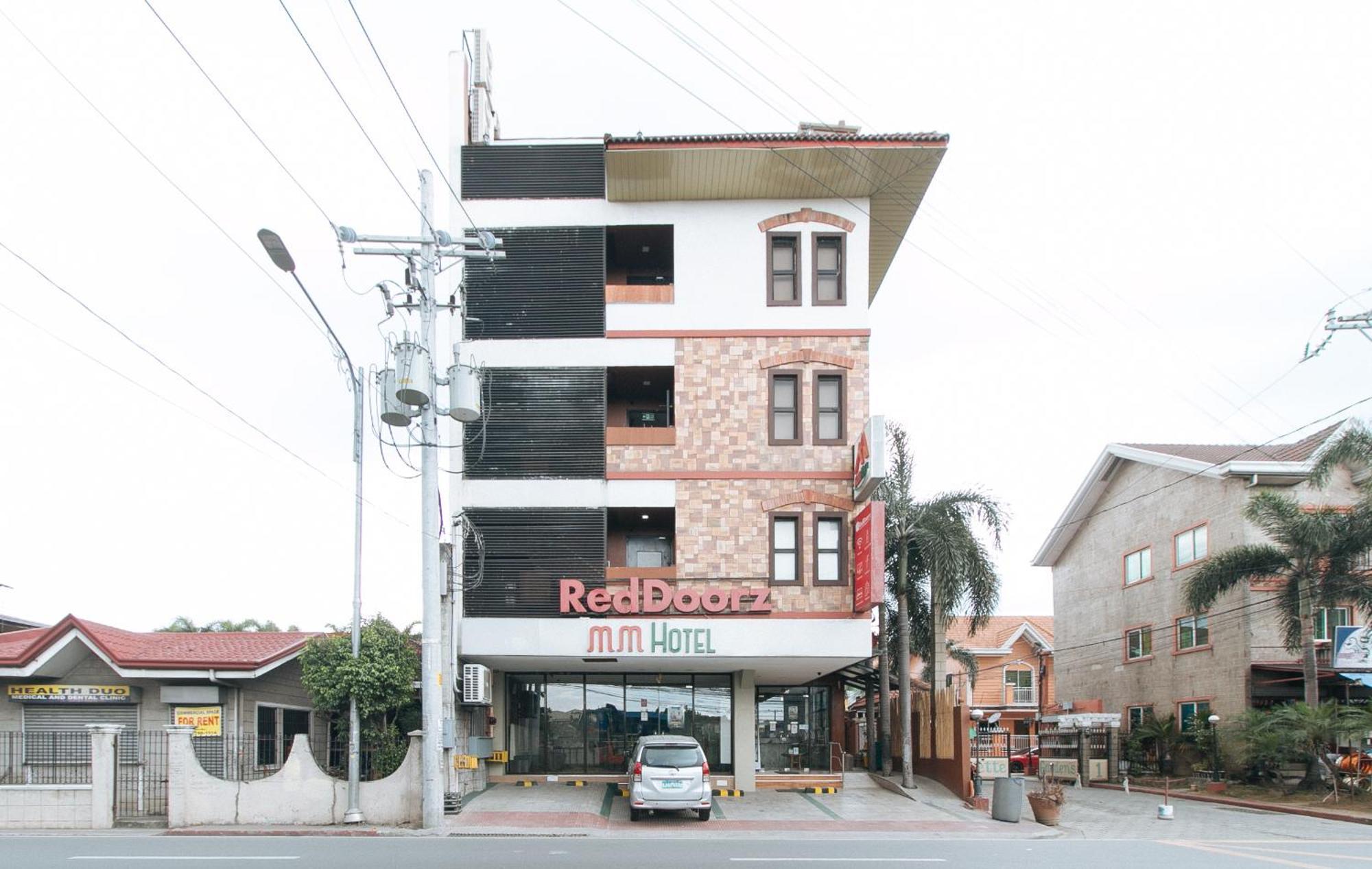Reddoorz Plus At Mm Hotel Las Pinas Former Reddoorz Plus Near Bamboo Organ Exteriör bild